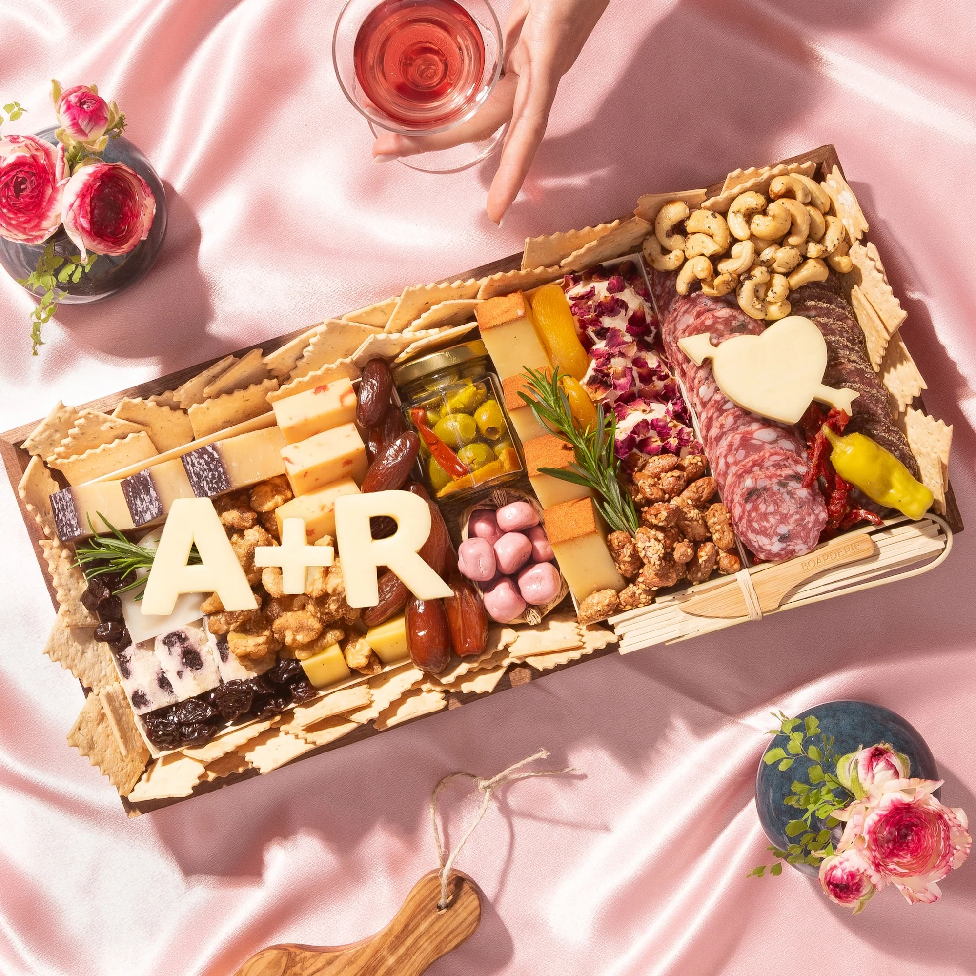 Lover's Medium Cheese & Charcuterie Board