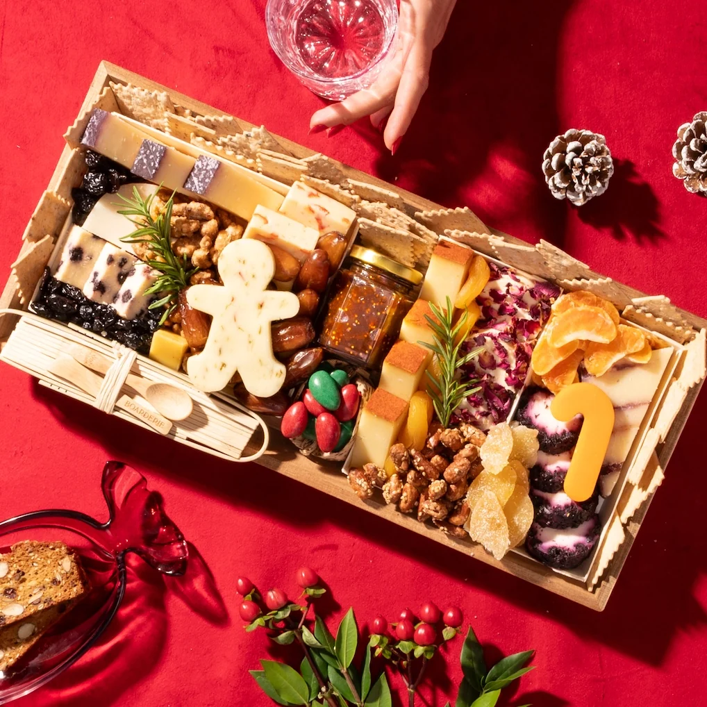 Holiday Medium Cheese Board (No Meat)